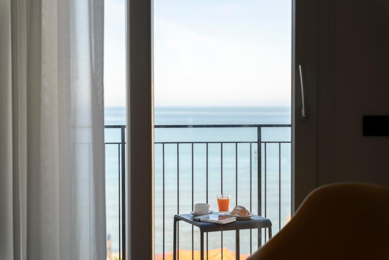 تْشيفالو B&B Le Suites Di Costanza المظهر الخارجي الصورة