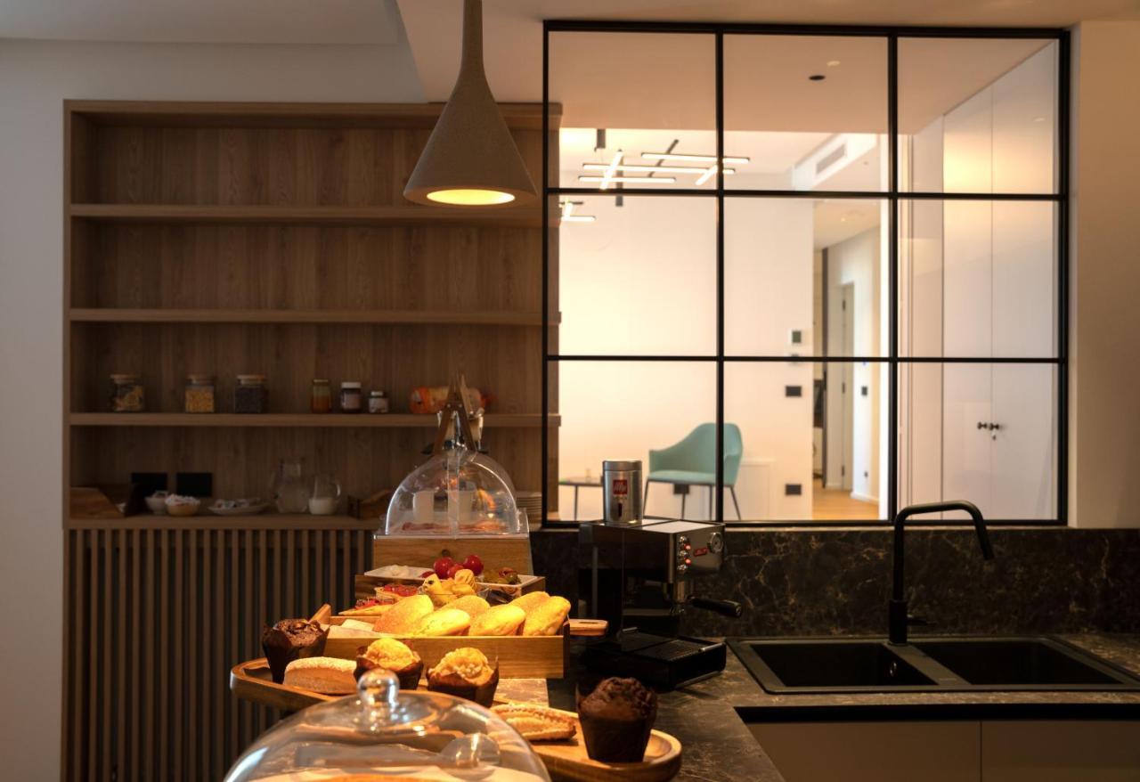 تْشيفالو B&B Le Suites Di Costanza المظهر الخارجي الصورة